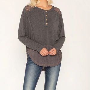 Miss Me Swept Away Mixed Media Top Size Medium in Gray